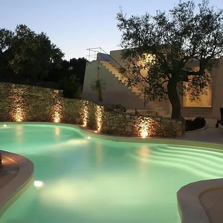Locazione Turistica Tia Pool Studio * Racale
